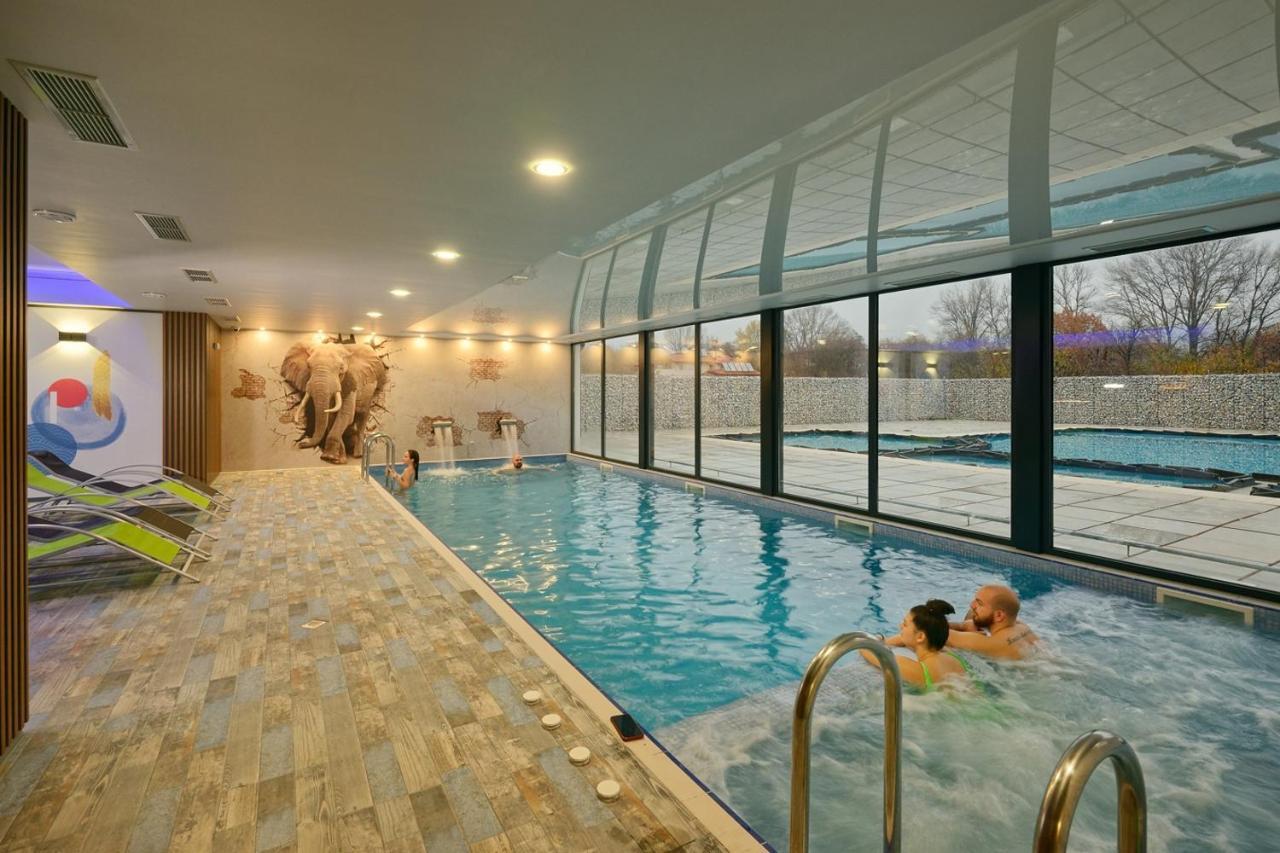 Hotel Hello Hissar Хисаря Екстер'єр фото