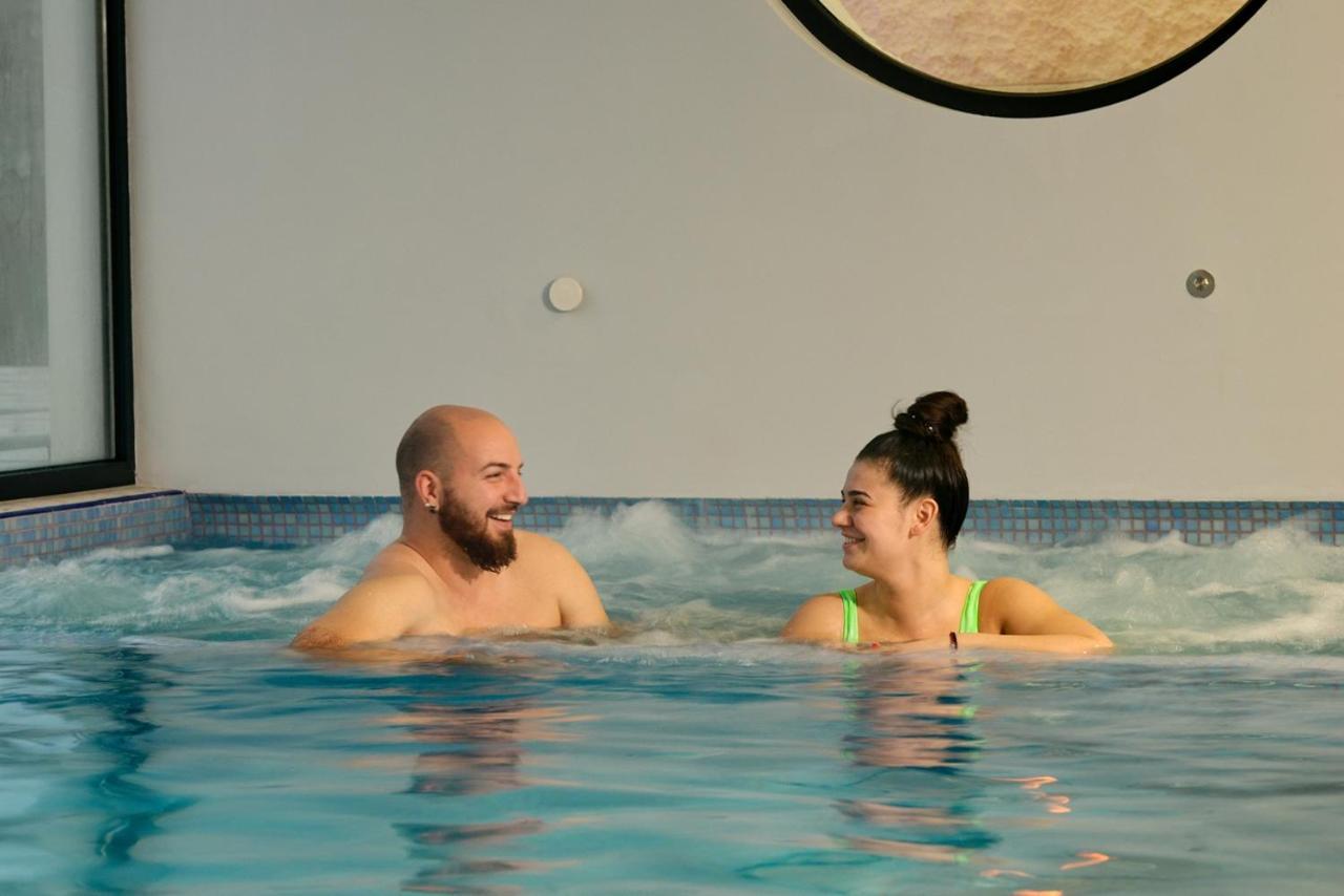 Hotel Hello Hissar Хисаря Екстер'єр фото