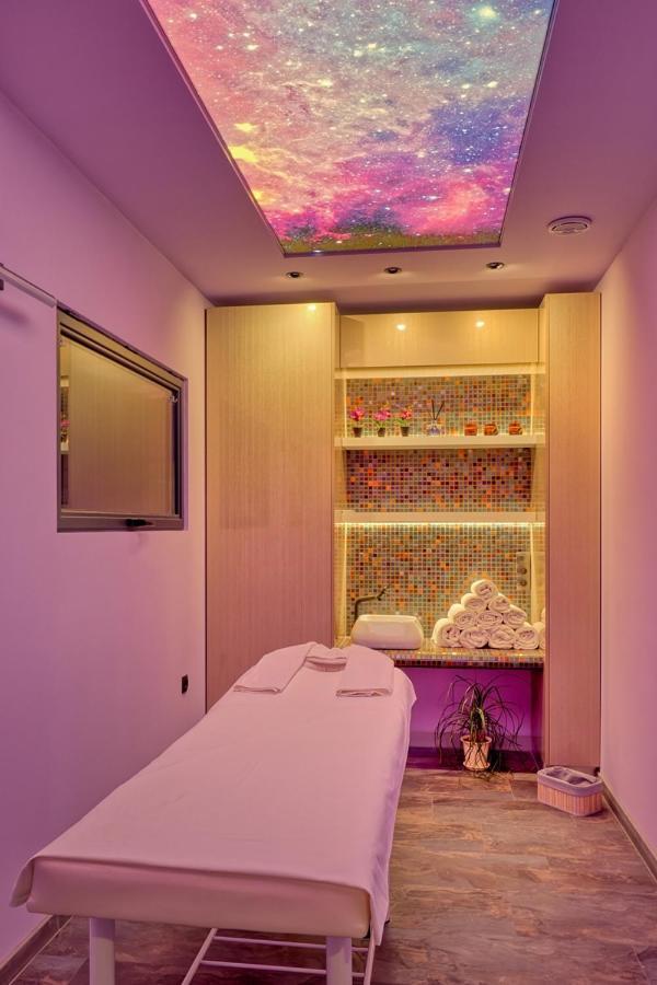 Hotel Hello Hissar Хисаря Екстер'єр фото