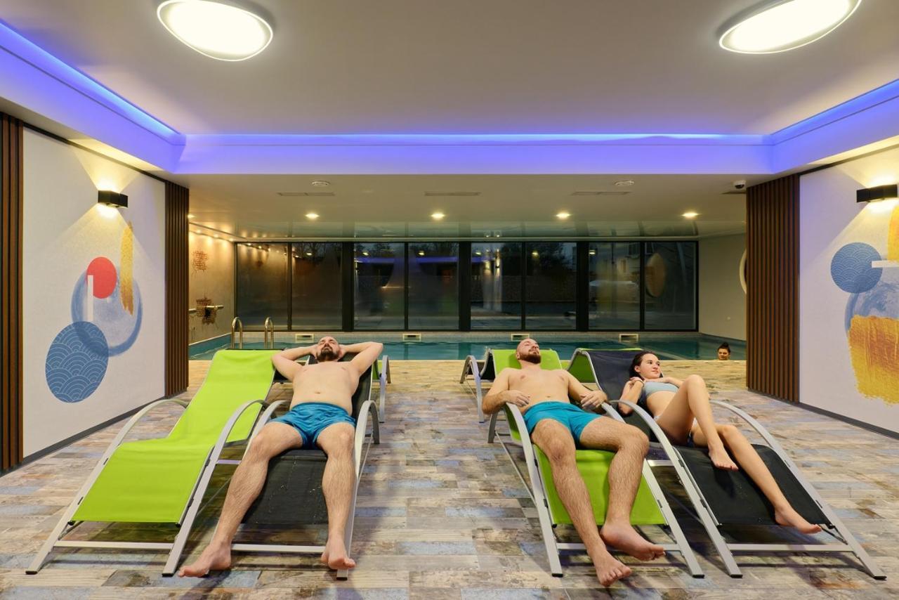 Hotel Hello Hissar Хисаря Екстер'єр фото
