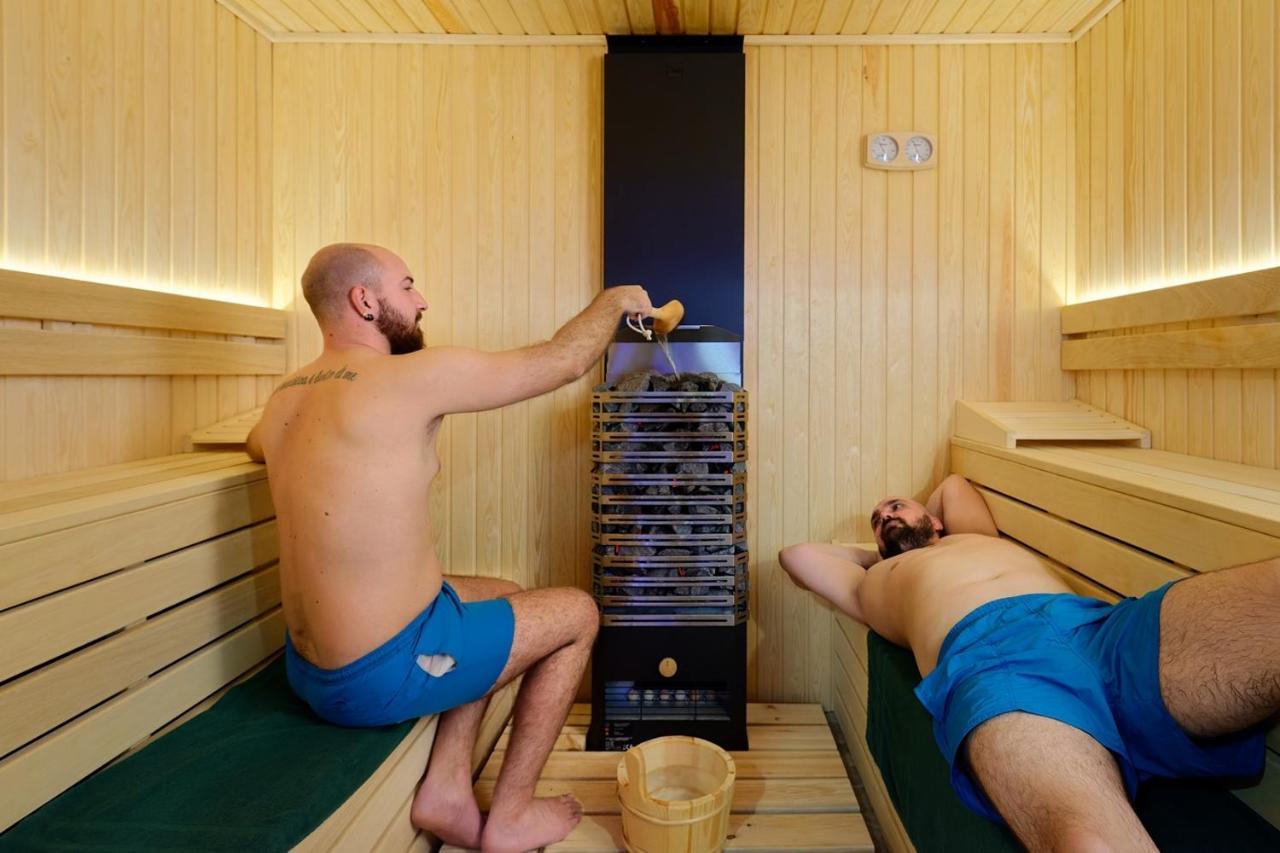 Hotel Hello Hissar Хисаря Екстер'єр фото