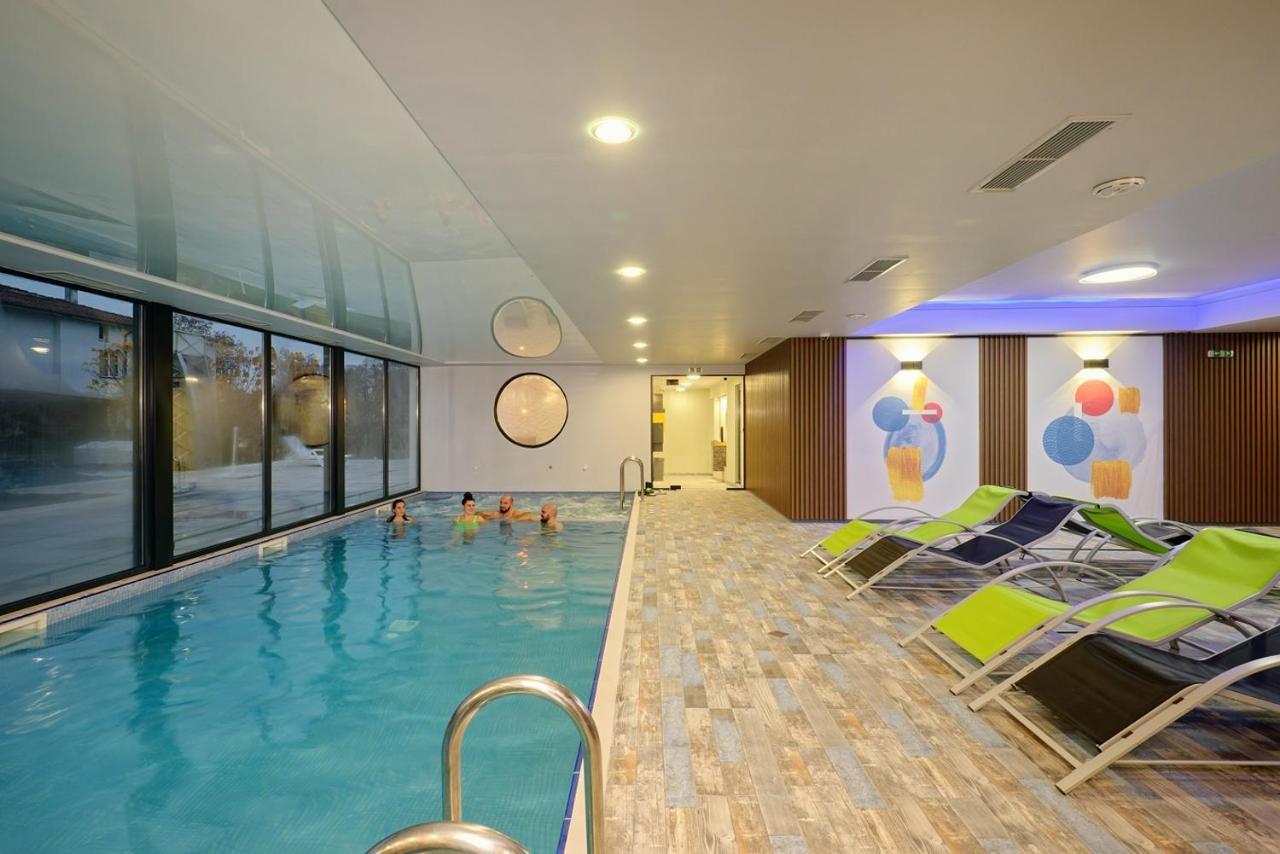 Hotel Hello Hissar Хисаря Екстер'єр фото