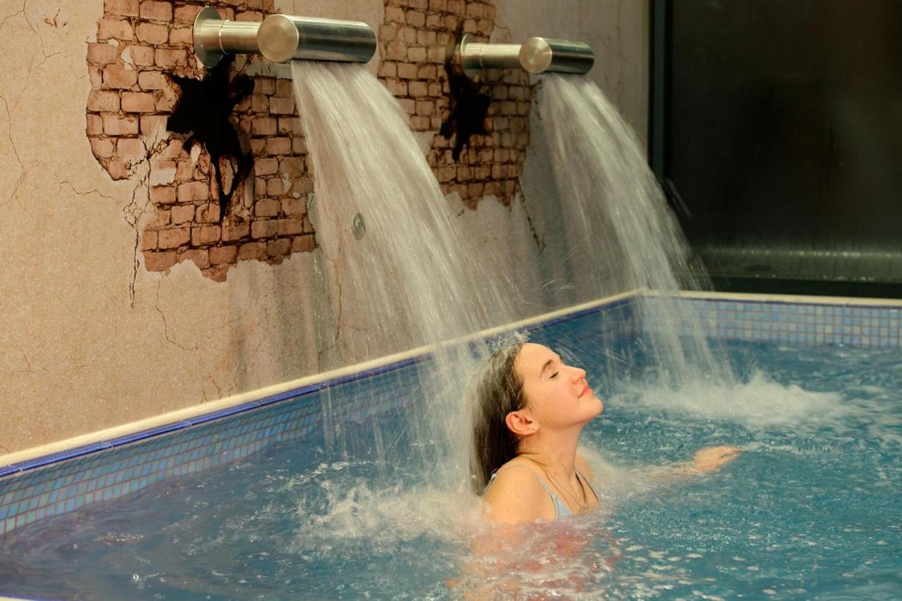 Hotel Hello Hissar Хисаря Екстер'єр фото