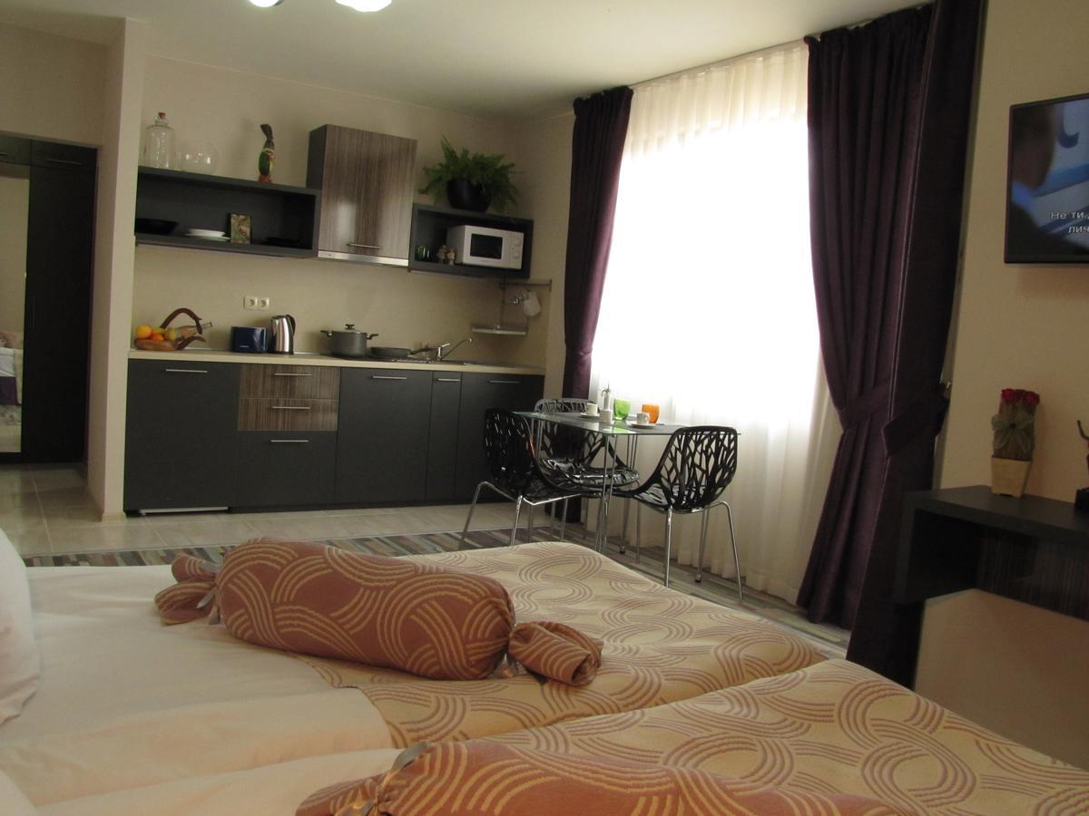 Hotel Hello Hissar Хисаря Екстер'єр фото