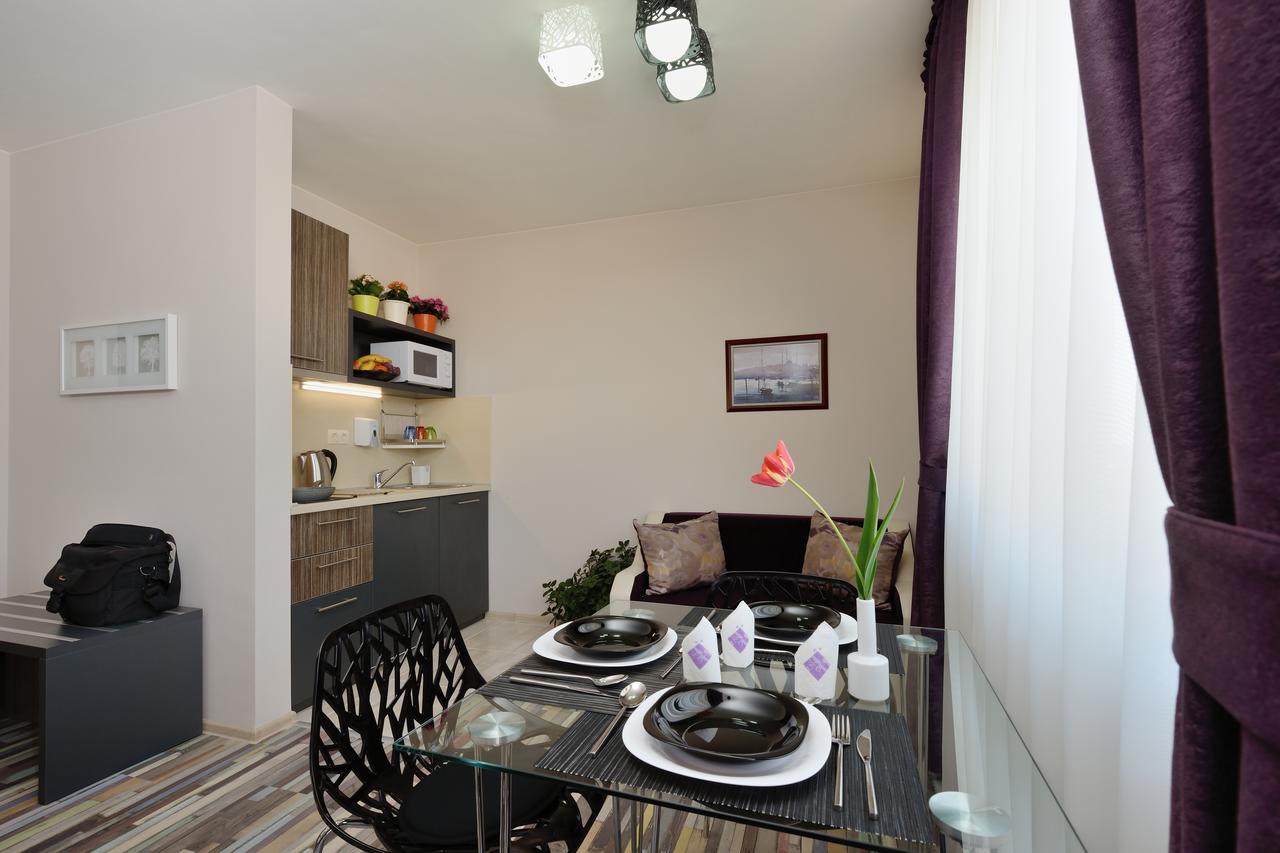 Hotel Hello Hissar Хисаря Екстер'єр фото