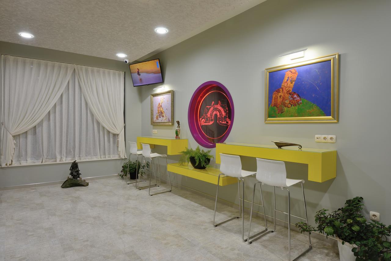 Hotel Hello Hissar Хисаря Екстер'єр фото