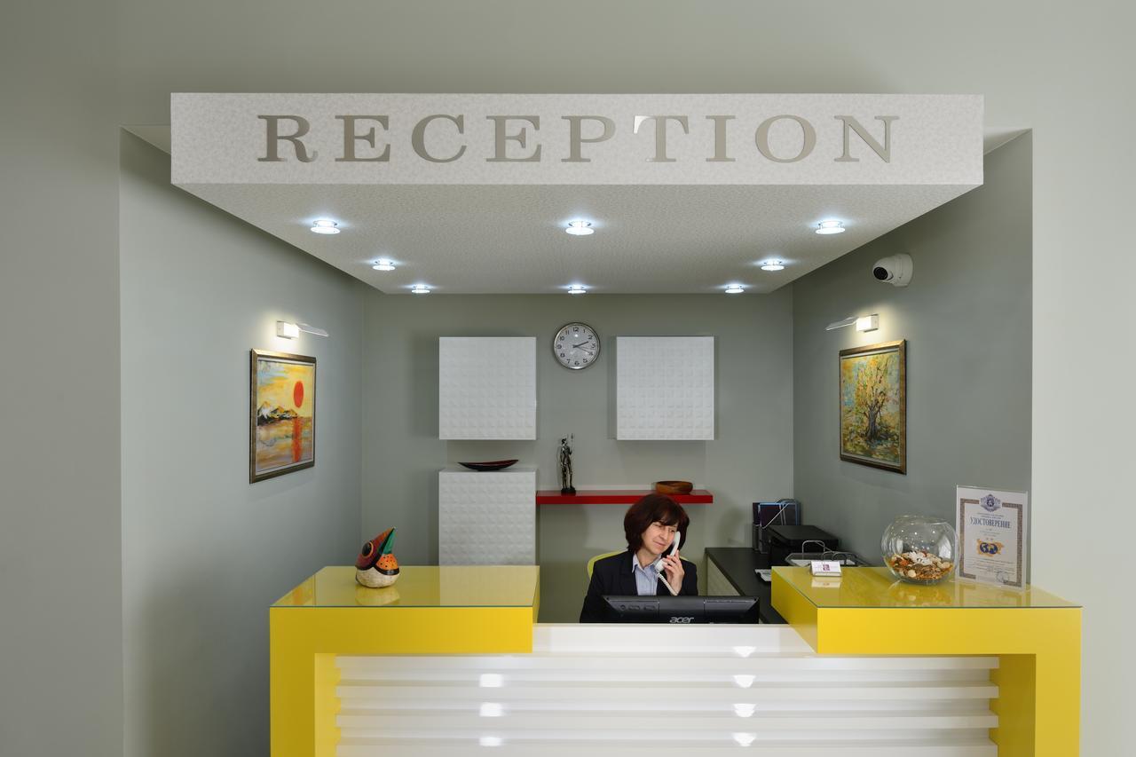 Hotel Hello Hissar Хисаря Екстер'єр фото