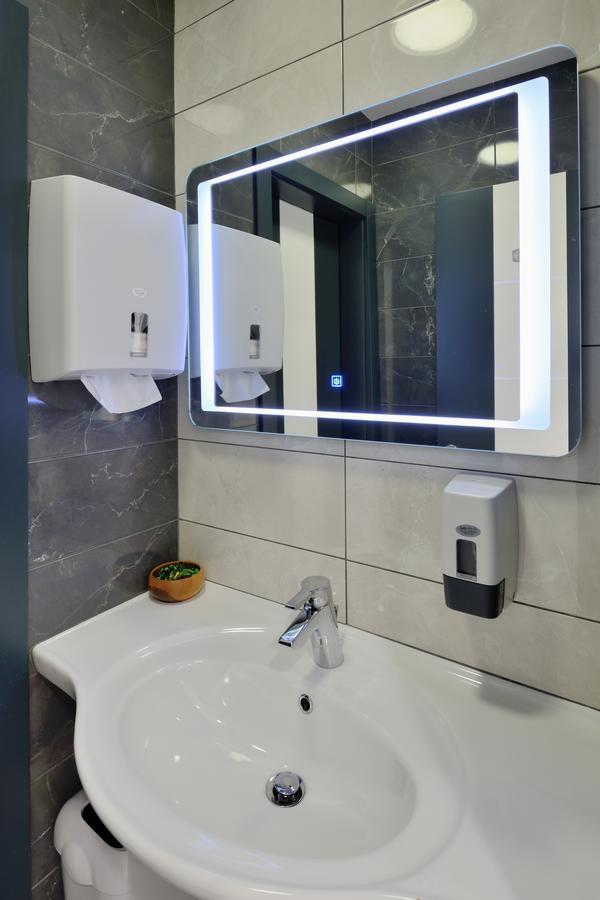 Hotel Hello Hissar Хисаря Екстер'єр фото
